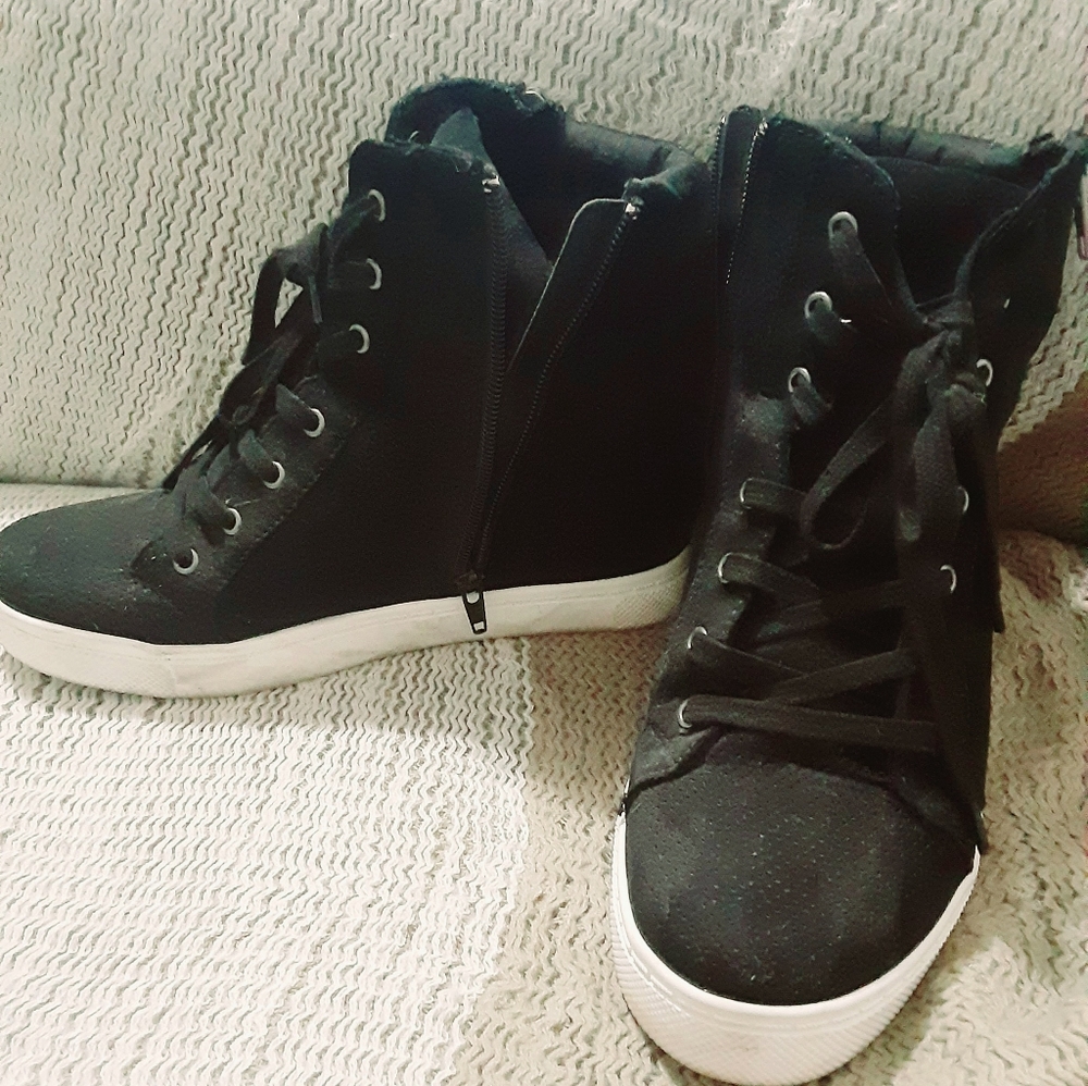 Shose